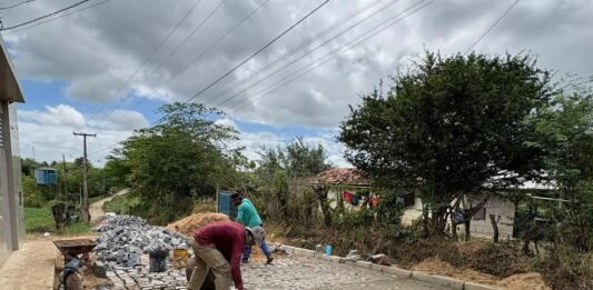 Obras de pavimentação em comunidades rurais de Galante e Catolé de Boa Vista chegam a 40% de execução
