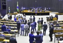 Câmara aprova urgência para minirreforma eleitoral; conheça a proposta