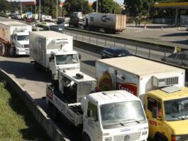 Caminhoneiros confirmam possível greve nacional por alta do diesel nesta semana