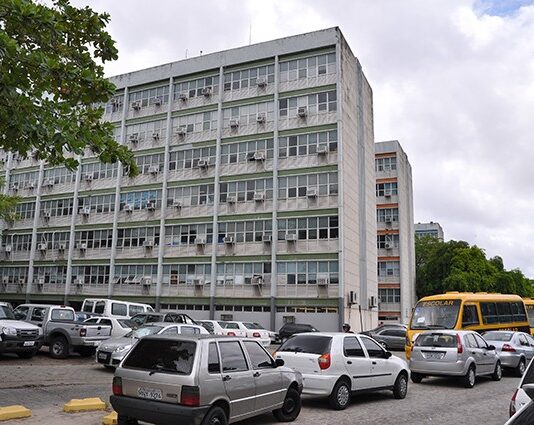 Governo da Paraíba anuncia reajuste de 10% para servidores estaduais