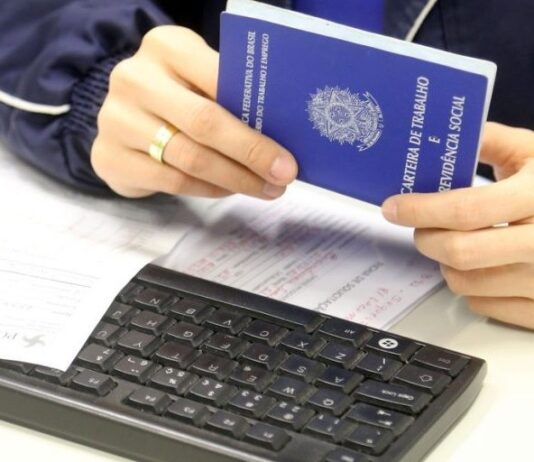 Sine-JP disponibiliza 526 vagas de emprego, incluindo oportunidades para quem não tem experiência