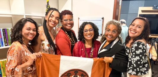 Biblioteca temática de autoras negras é inaugurada pela ARCCID com acervo de mais de 100 obras