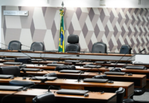 Reforma tributária deve ser votada na CCJ na terça-feira