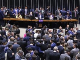 Câmara aprova projeto que amplia número de deputados federais de 513 para 531