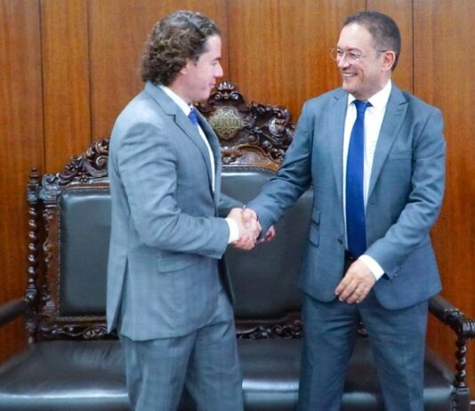 Com apoio de Veneziano, Dunga Júnior consegue a liberação imediata de R$ 3 milhões para a Saúde de Campina Grande