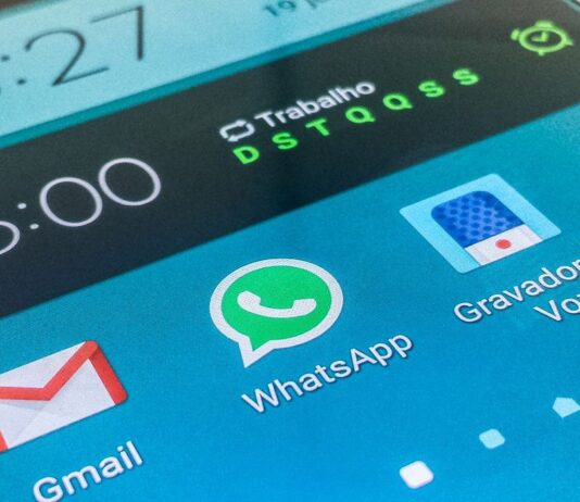 TSE define regras para canais de WhatsApp durante a campanha