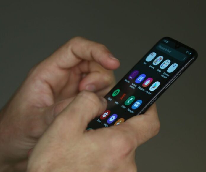 celularhyftfh0507202112 - Copia