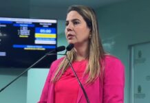 Vereadora Carol Gomes destaca importância do mês de conscientização da saúde mental materna