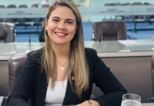 Vereadora Carol Gomes tem 10 projetos aprovados na Câmara Municipal