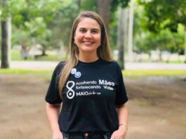 Carol Gomes participa da abertura do ‘Maio Furta-Cor’ e reforça defesa da saúde mental materna