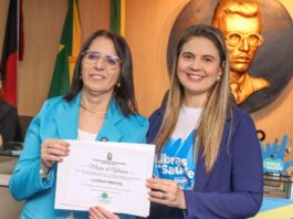 Carol Gomes promoveu Sessão Especial em alusão ao Dia Nacional do Surdo
