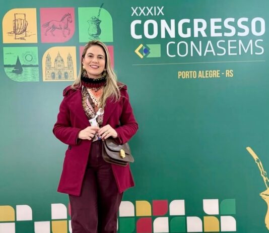 Vereadora Carol Gomes, por mais um ano, participa do maior congresso de saúde pública do mundo