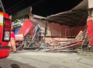 Estrutura de loja de carros desaba, mata uma pessoa e deixa outra ferida, em Campina Grande