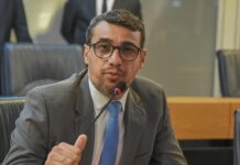 Deputado cobra apoio de Lucas Ribeiro e Cícero Lucena a Lula