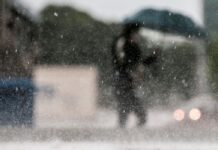 Saiba como se proteger de raios durante tempestades