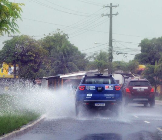 João Pessoa registra 134,6 mm de chuva em 24h e Defesa Civil continua em alerta