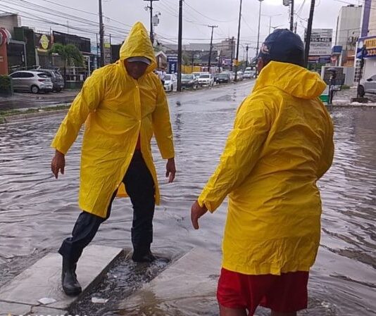 Em apenas 12h, chuva em João Pessoa supera a média histórica para todo o mês de fevereiro
