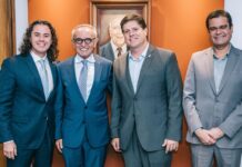 Cícero Lucena se aproxima do MDB e deve oficializar filiação nos próximos dias