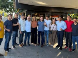 Cícero visita Shopping Edson Diniz e defende que o Estado seja parceiro permanente de Campina Grande