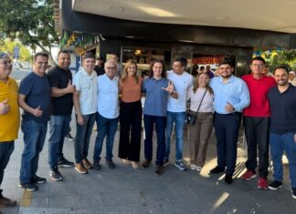 Cícero visita Shopping Edson Diniz e defende que o Estado seja parceiro permanente de Campina Grande