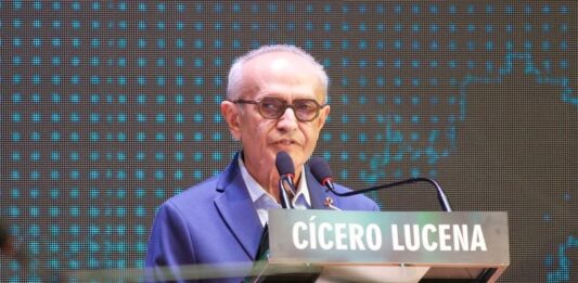 Em primeiro debate Cícero Lucena reforça compromisso com a segurança hídrica do Estado