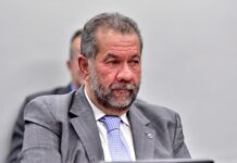 CPMI do INSS ouve na segunda ex-ministro da Previdência Carlos Lupi