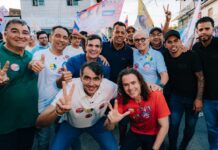 Cícero, Diogo, Veneziano, André e Romero puxam multidão em caminhada na Zona Leste de Campina