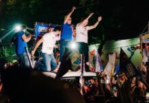 Cícero reúne uma multidão na Avenida Epitácio Pessoa durante arrastão em João Pessoa