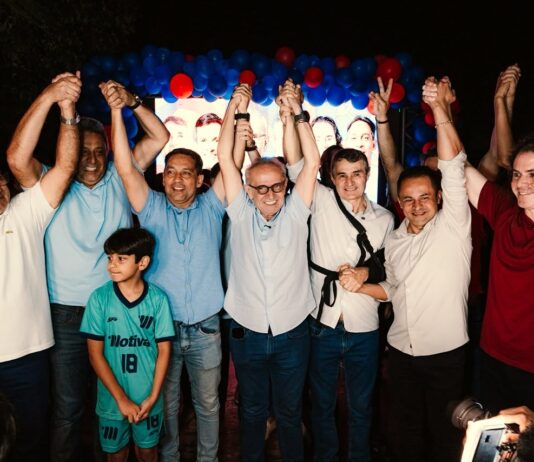 Prefeito de Massaranduba retira apoio a Lucas Ribeiro e anuncia voto em Cícero para o Governo