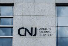 CNJ afasta desembargador por mensagens públicas de apoio a Bolsonaro