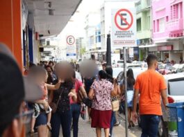 Compras de ultima hora movimentam o comércio em Campina Grande