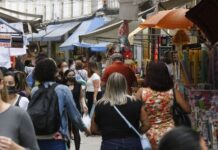 População no Brasil cresce em ritmo menor e está envelhecendo