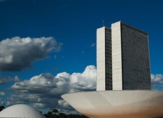 Congresso Nacional retoma trabalhos nesta segunda-feira