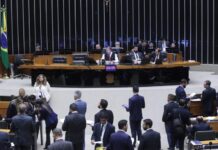 Congresso aprova Lei de Diretrizes Orçamentárias de 2025 com meta de déficit fiscal zero