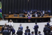 Congresso e Judiciário retomam sessões após feriado de Carnaval