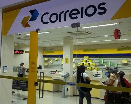 Crise se agrava, e Correios planejam demitir 10 mil funcionários