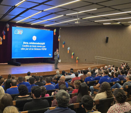 Reconhecimento e valorização: presidente da FIEPB anuncia reajuste salarial de 10% para profissionais do SENAI