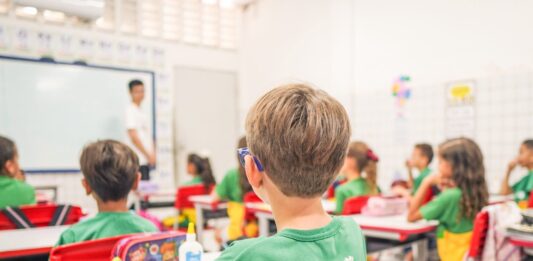 Campina alcança a melhor nota de sua história no IDEB e registra crescimento em todos os indicadores da educação municipal