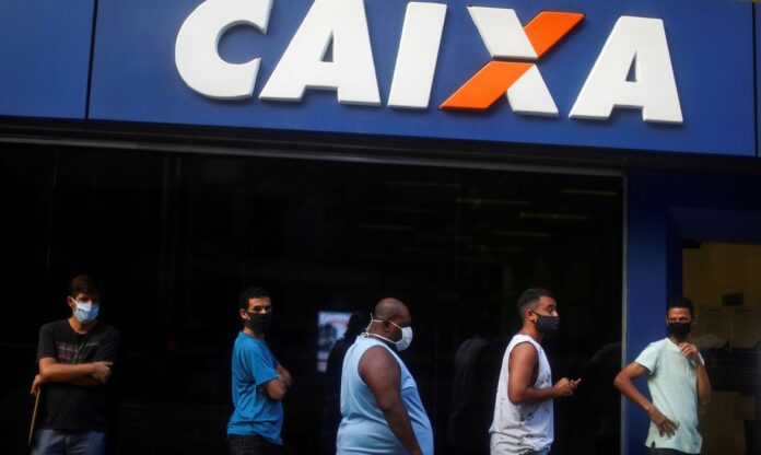 cx2020-05-14t120838z_1_lynxmpeg4d12p_rtroptp_4_saude-coronavirus-caixa-pausa