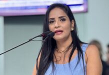 Câmara de Campina Grande homenageia Crizane Xavier por atuação junto às comunidades