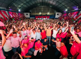 Cícero é recebido por multidão em Bayeux e se compromete com elevação da qualidade de vida nos municípios