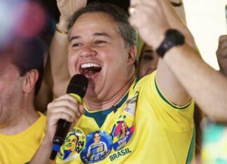 Efraim celebra nova pesquisa Atlas, ultrapassa Cícero, chega aos 30%, se consolida no 2º lugar e dispara: “Vamos à vitória”
