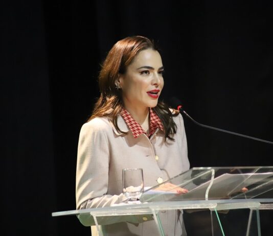 Nova delegada da Polícia Federal assume posto de agente expulso dos Estados Unidos