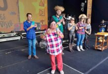 Líder comunitária é homenageada por sua contribuição para os recordes de Campina Grande no Maior Quadrilhão Junino e no Maior Bolo de Milho do Mundo
