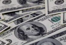 Contas externas têm saldo negativo de US$ 56 bilhões em 2024