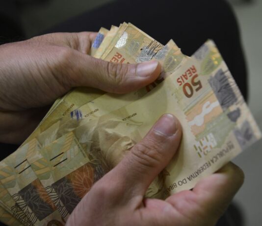 Poupança tem entrada líquida de R$ 8,2 bilhões em maio