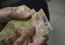 Pagamento do Abono Salarial 2025 começa na segunda; confira calendário