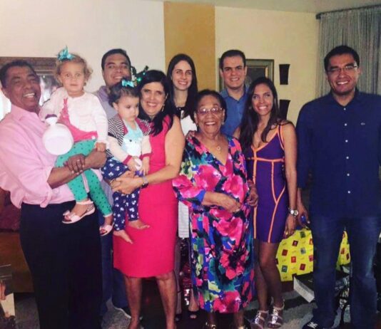 Prefeito Bruno Cunha Lima emite nota de profundo pesar pela morte de Josefa Mariana, matriarca da Família Feliciano