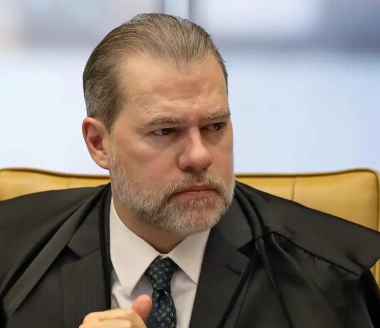 Dias Toffoli vai relatar pedido para criação da CPI do Banco Master
