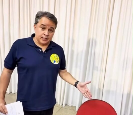 “Cadeira vazia na segurança. É isso que a Paraíba quer?”, questiona Efraim após ausência de Lucas Ribeiro em sabatina